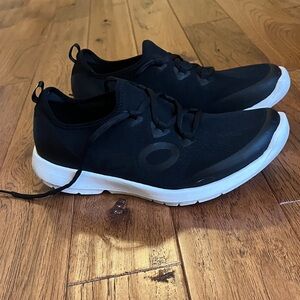 Oofos OOMG Sport LS